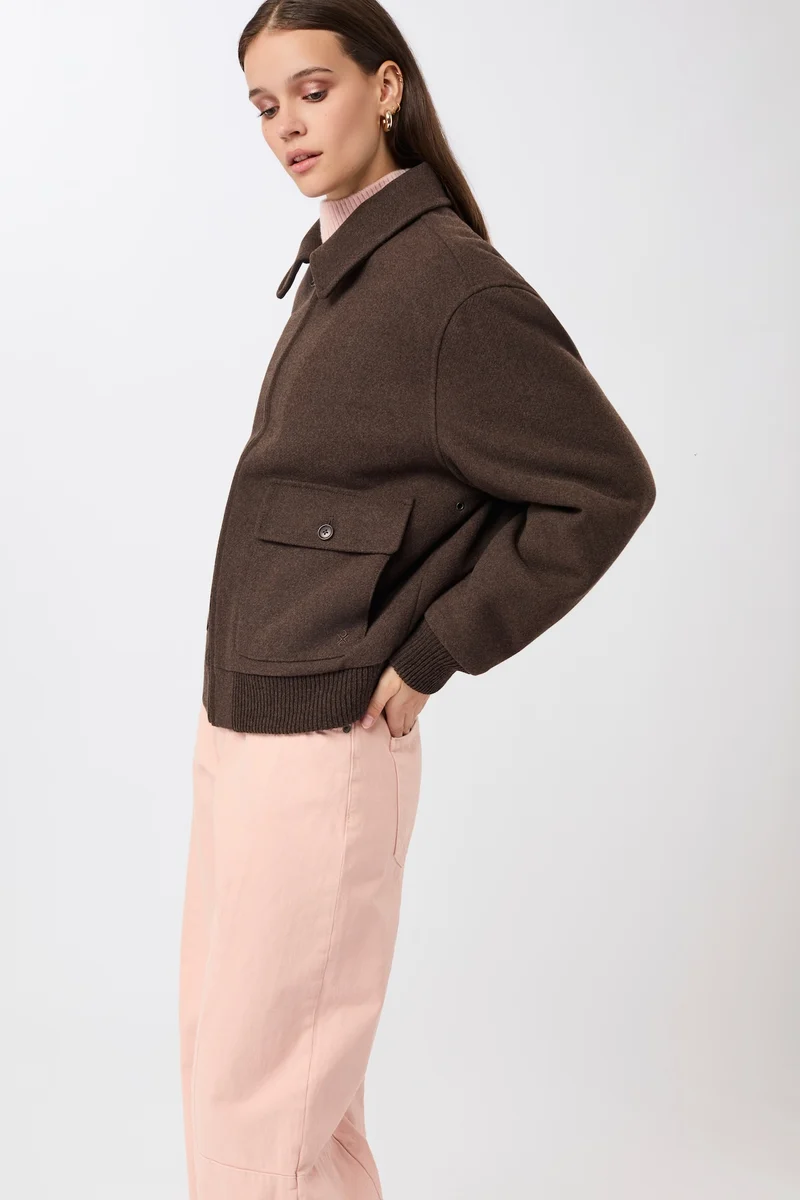 Blouson Style aus recycelter Wolle (Coffee)