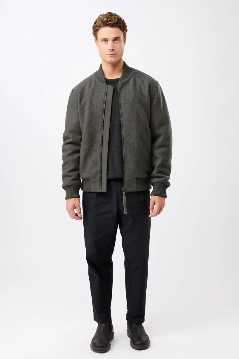 Bomber Jacke aus Bio Wolle (Platinum)