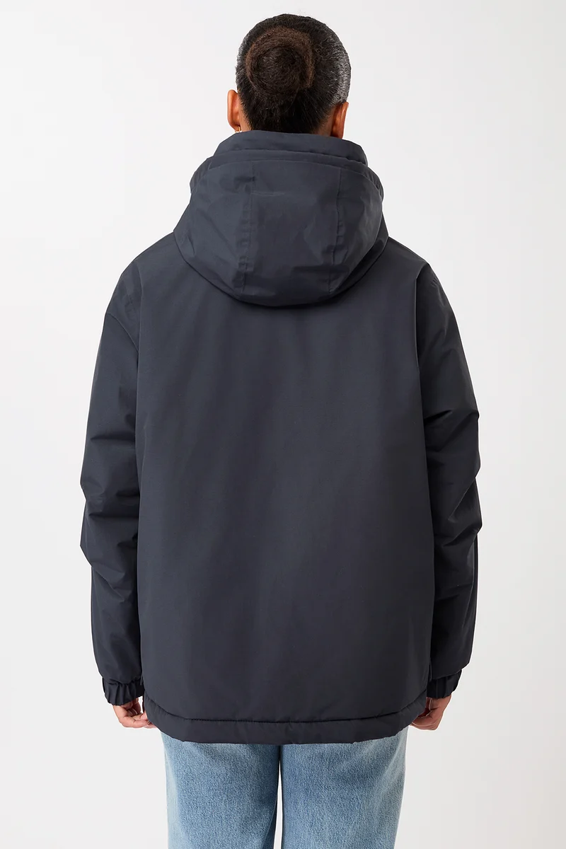 Wattierter Kurzparka in lockerem Volumen (Navy)