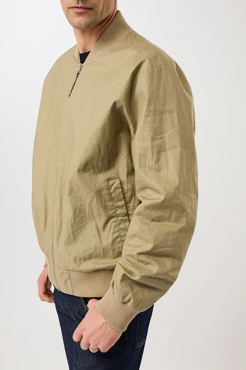 Bomberjacke aus beschichtetem Leinen (Breeze)