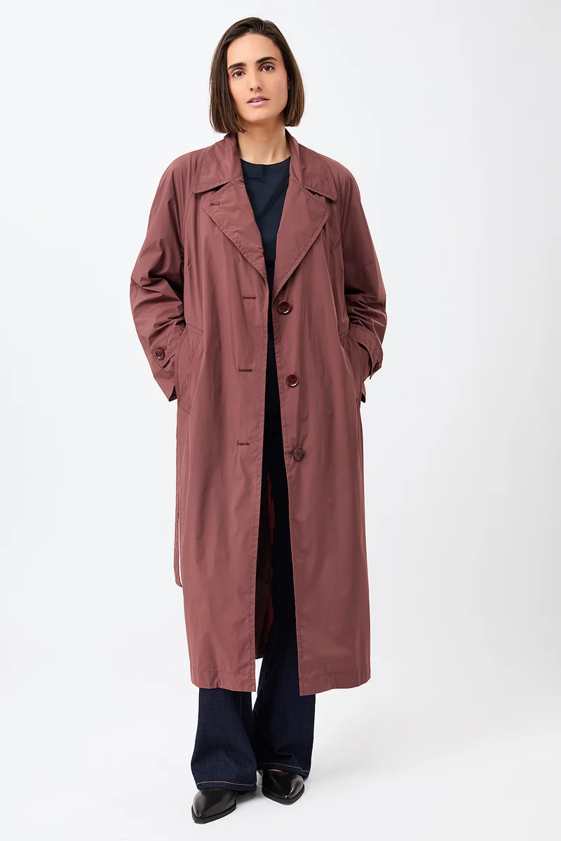 Leichter Trenchcoat, klassisch geschnitten mit Raglannaht (Rubywood)