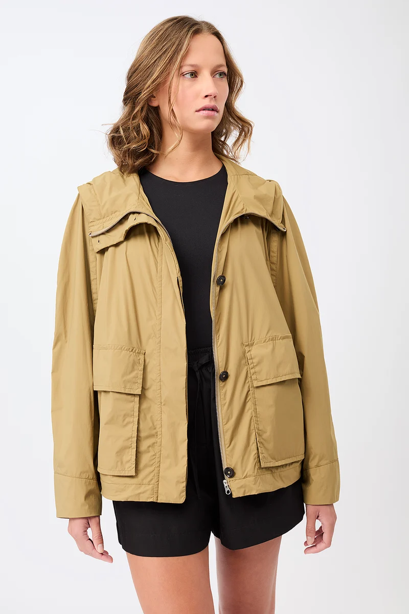 Modische Kapuzenjacke mit großen Taschen (Breeze)