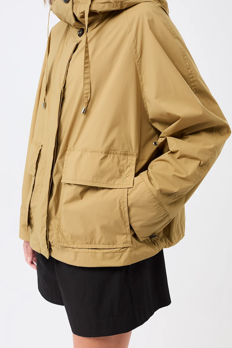 Modische Kapuzenjacke mit großen Taschen (Breeze)