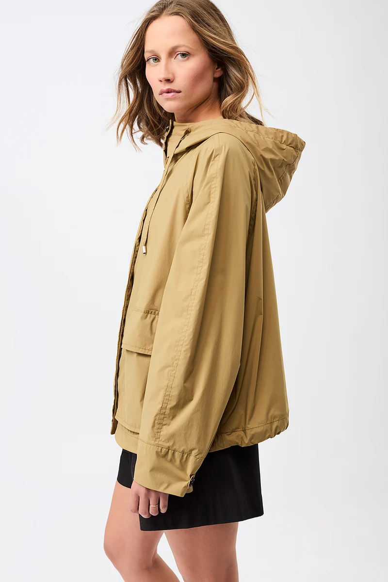 Modische Kapuzenjacke mit großen Taschen (Breeze)