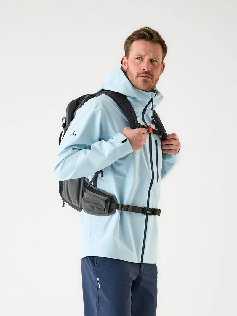 AR Hardshell Jacket Pale Blue | Men