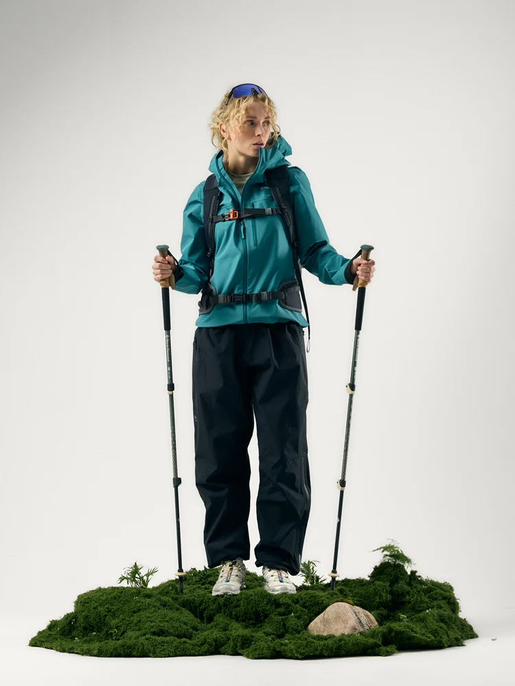 AR Hardshell Jacket Teal | Women