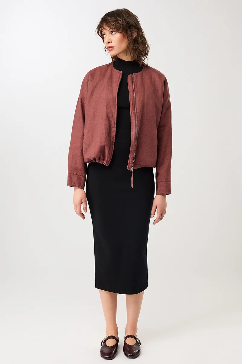Rundhals Bomberjacke mit Leistentasche (Rubywood)