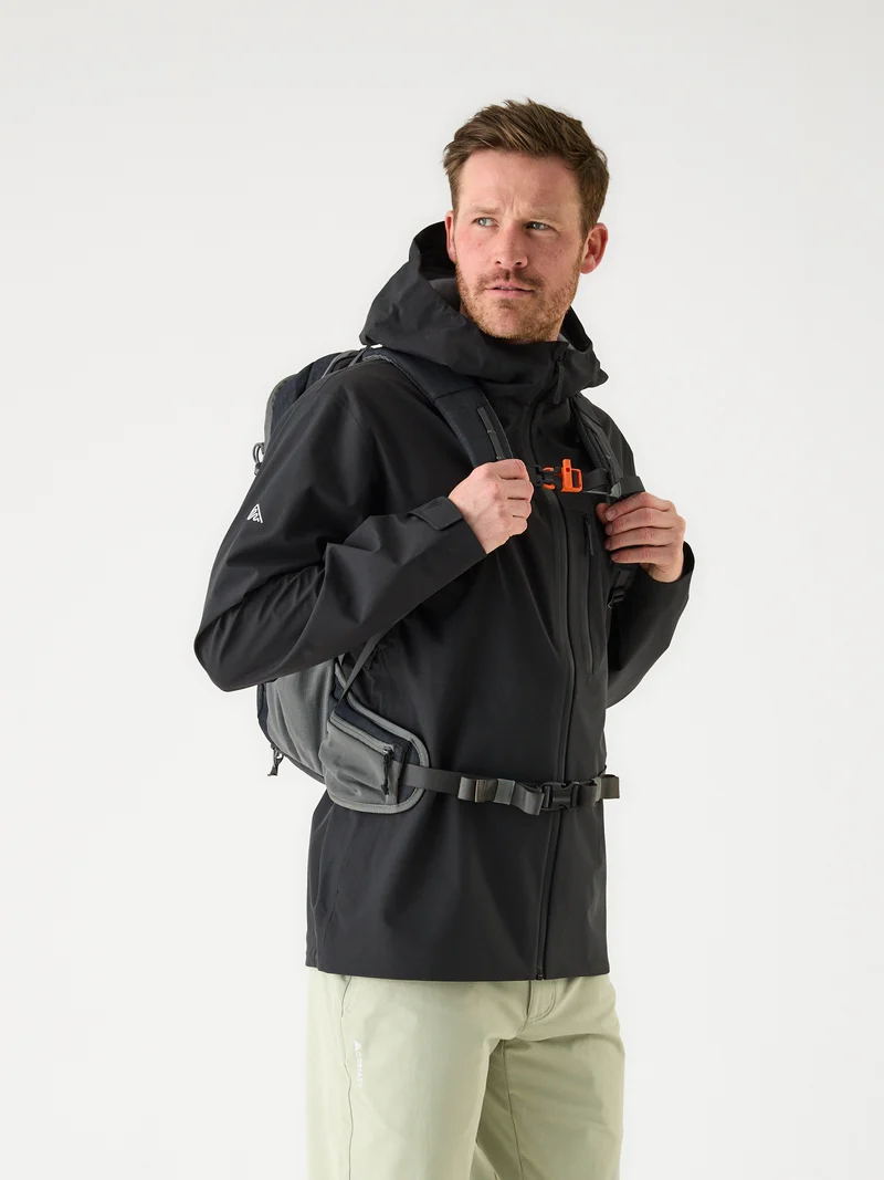 AR Hardshell Jacket Black | Men