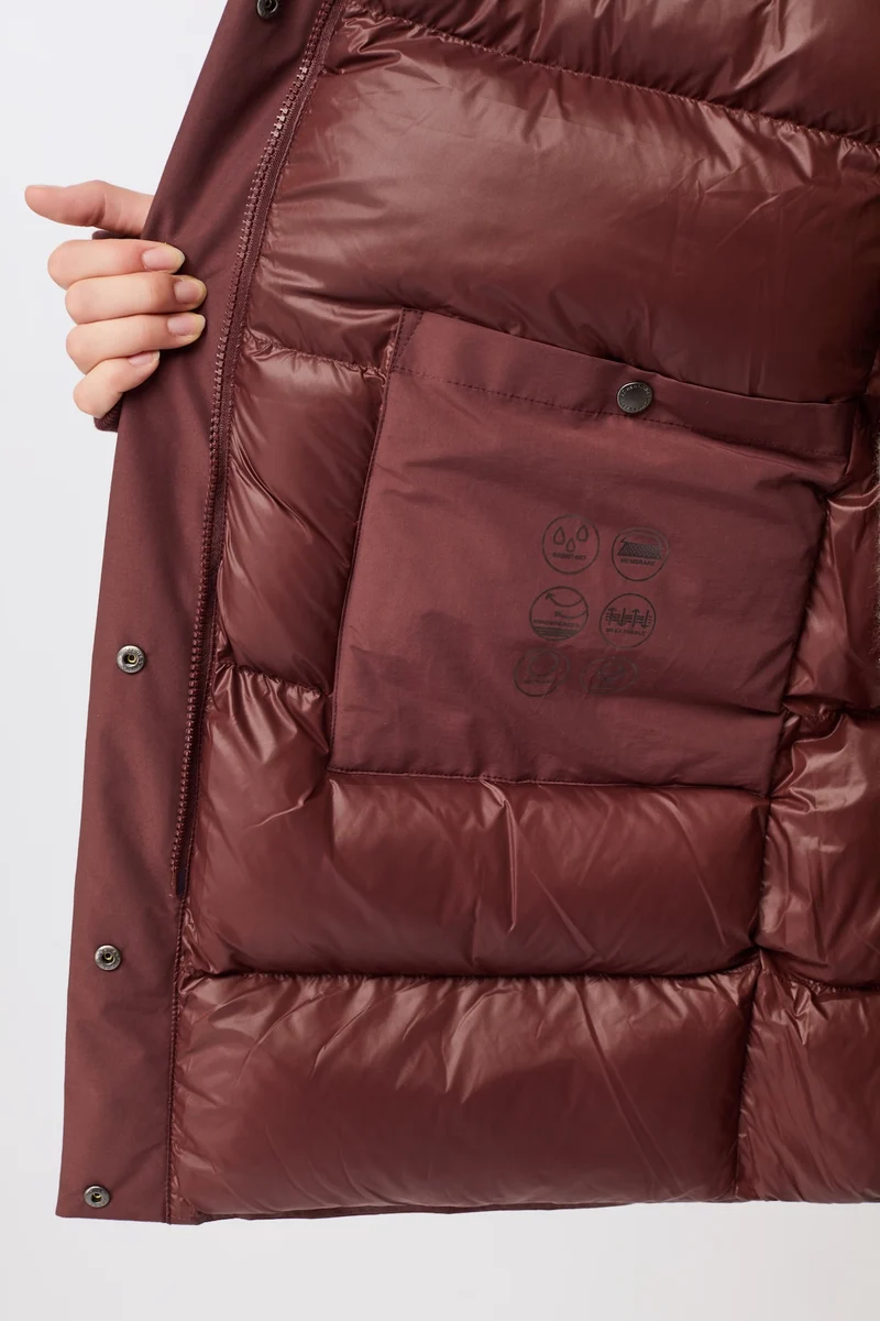 Lange Jacke mit Kapuze und Eco Daune (Burgundy)