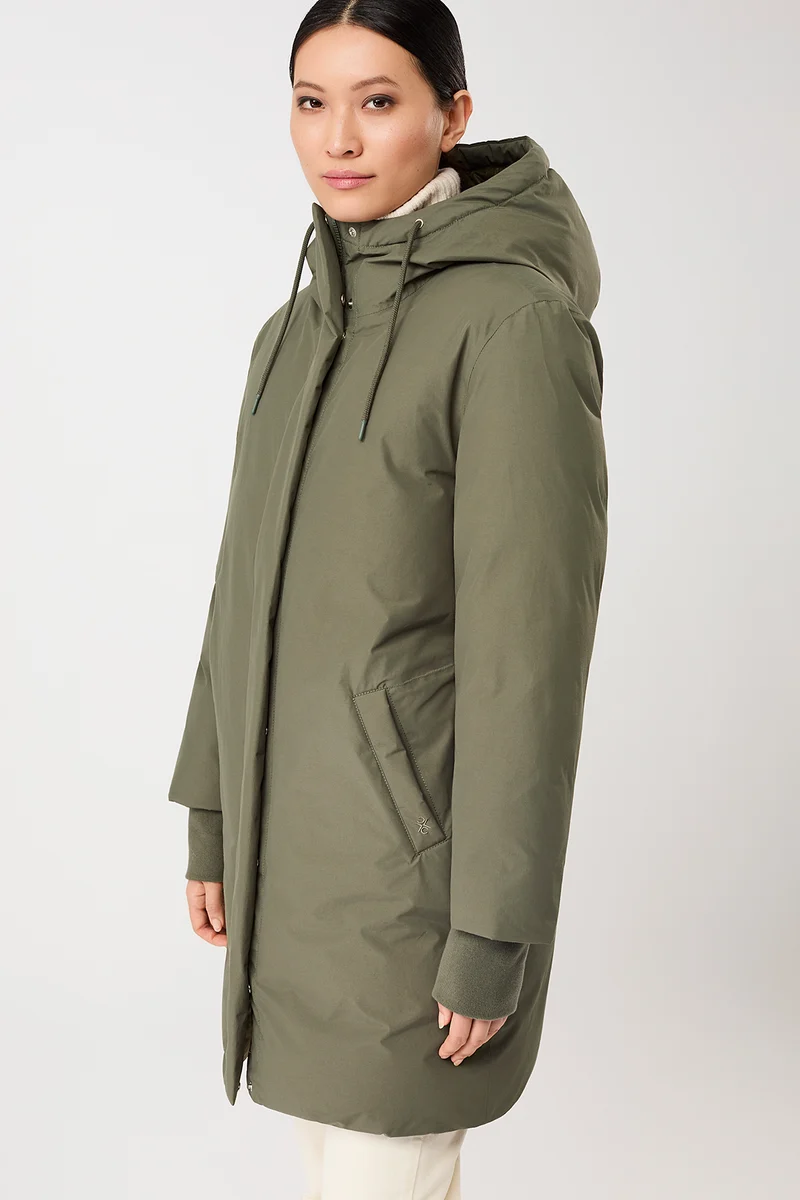 Lange Jacke mit Kapuze und Eco Daune (Sencha)
