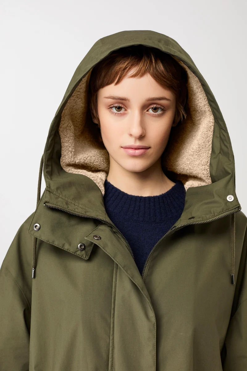 Langer Parka leicht wattiert (Olive)