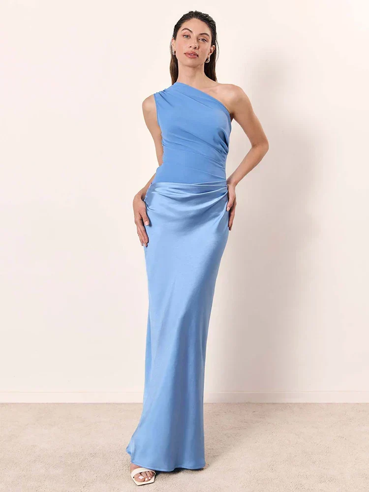 Amber™ – Ein Schulter Satin Maxikleid