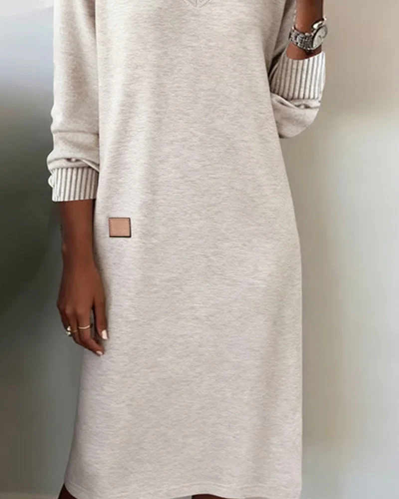 Aurora™ Strickkleid – Eleganz, Gemütlichkeit und femininer Charme vereint