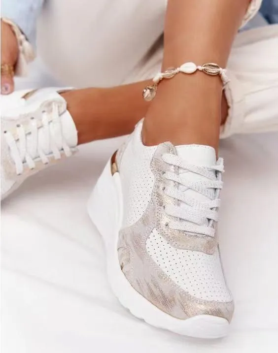 Clara – Orthopädischer Keilabsatz Sneaker