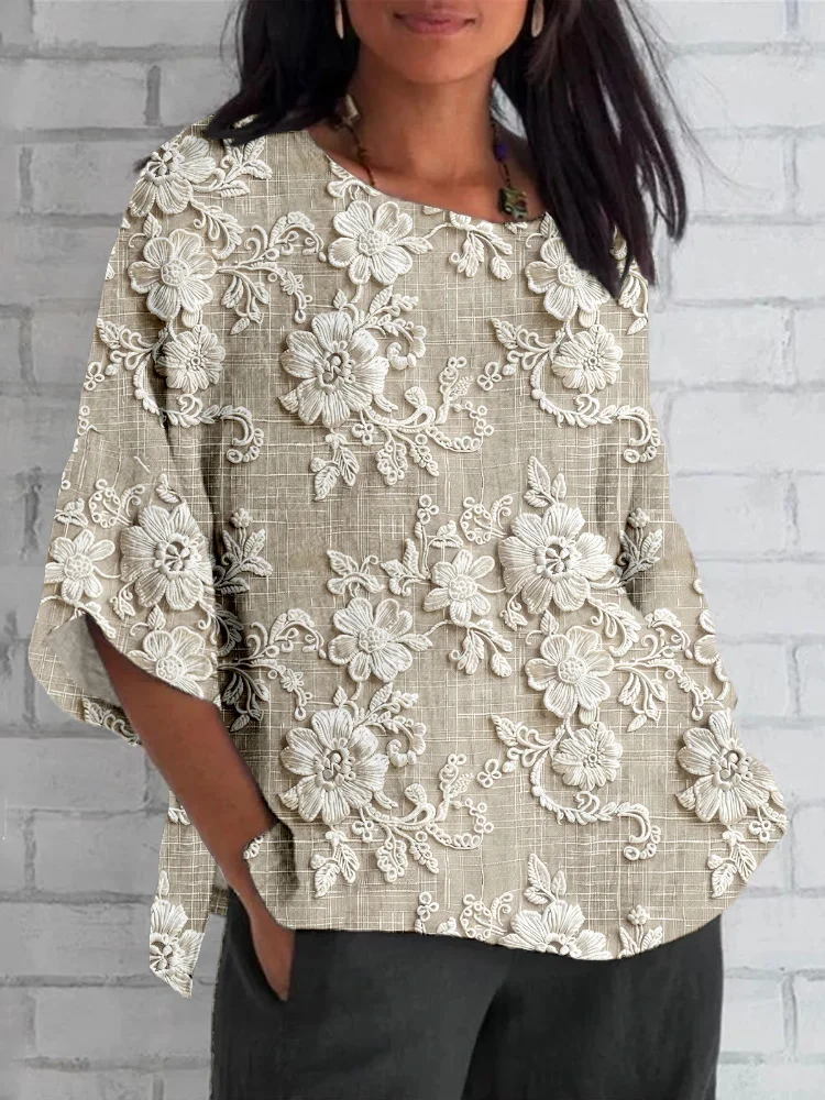 Stefanie – Damenbluse mit Blumenstickerei