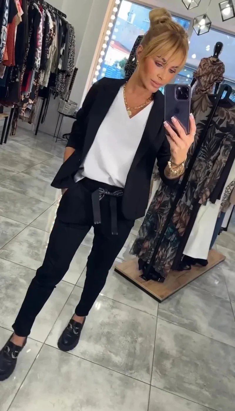Zyora™ – Maßgeschneidertes Set mit Weichem Blazer und Lässigen Jogginghosen