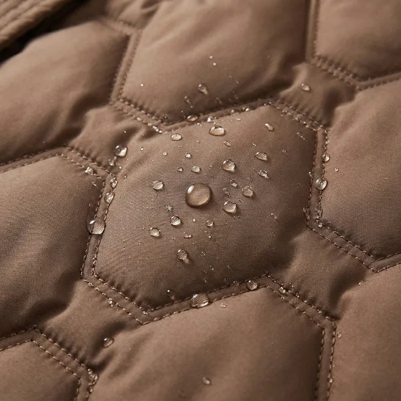 Gracia™ - Langer Daunenmantel mit Kapuze