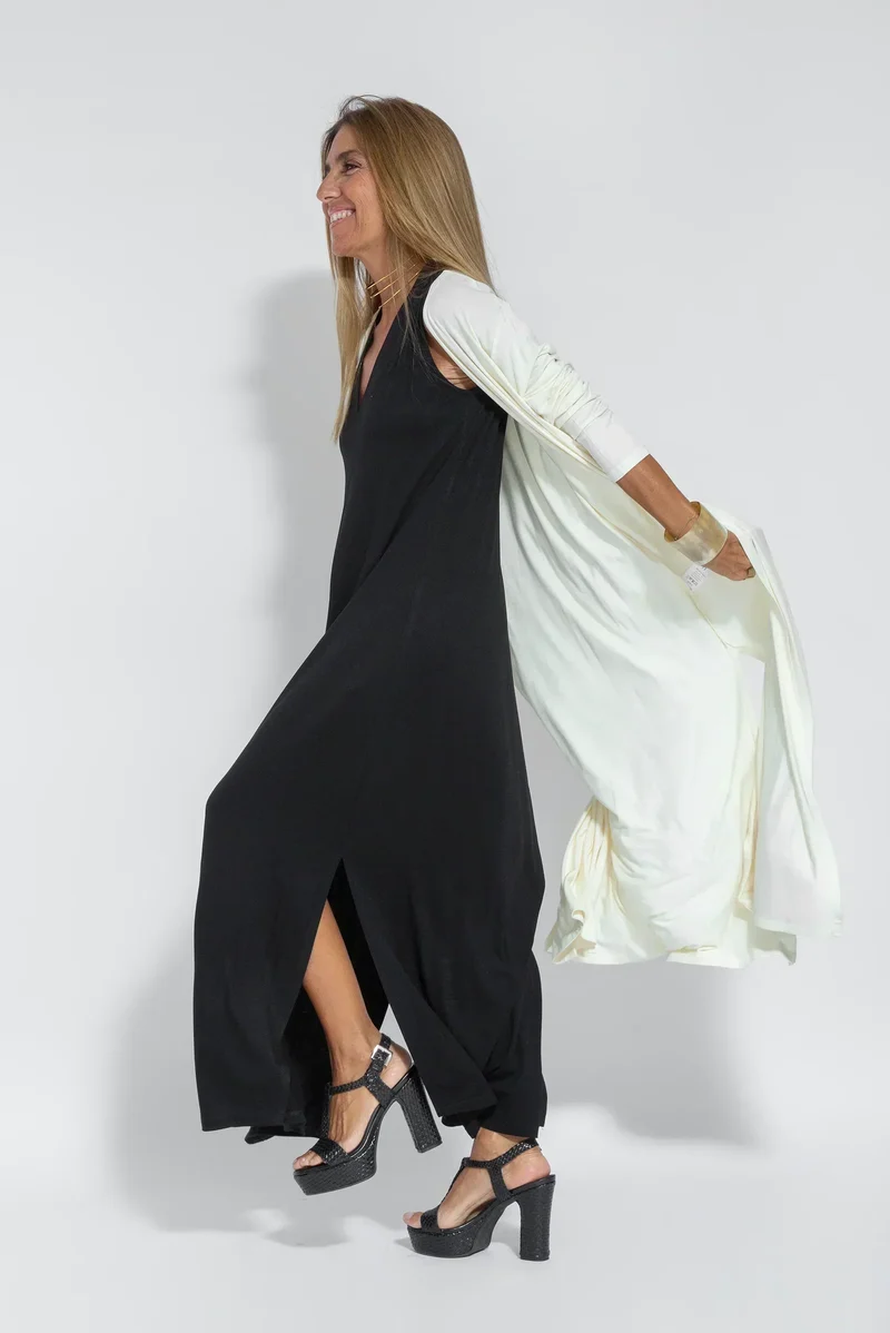 Sannea | Kleid-Set mit Cardigan, Figurbetonender Silhouette und Zeitloser Eleganz