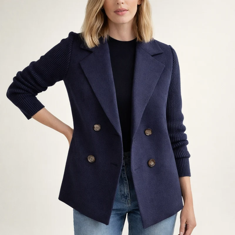 FIENE | Doppelreihige Weste mit Strickärmeln für eleganten Stil und hohen Komfort