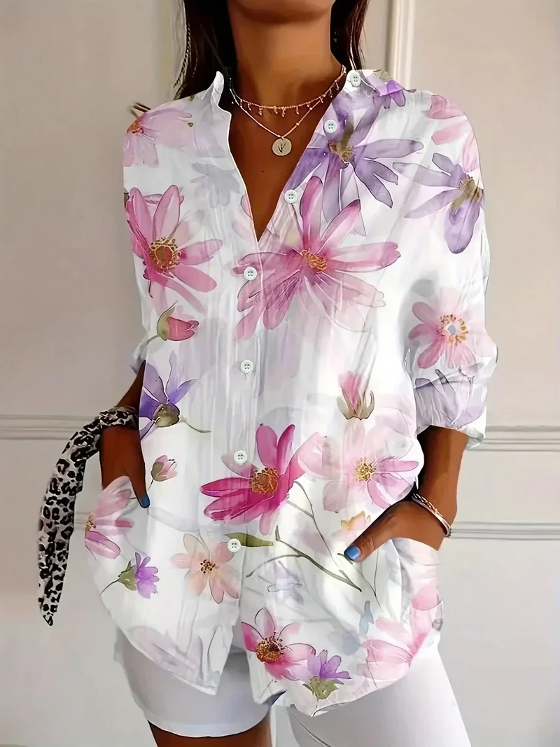 Renate – Damenbluse mit Blumenmuster