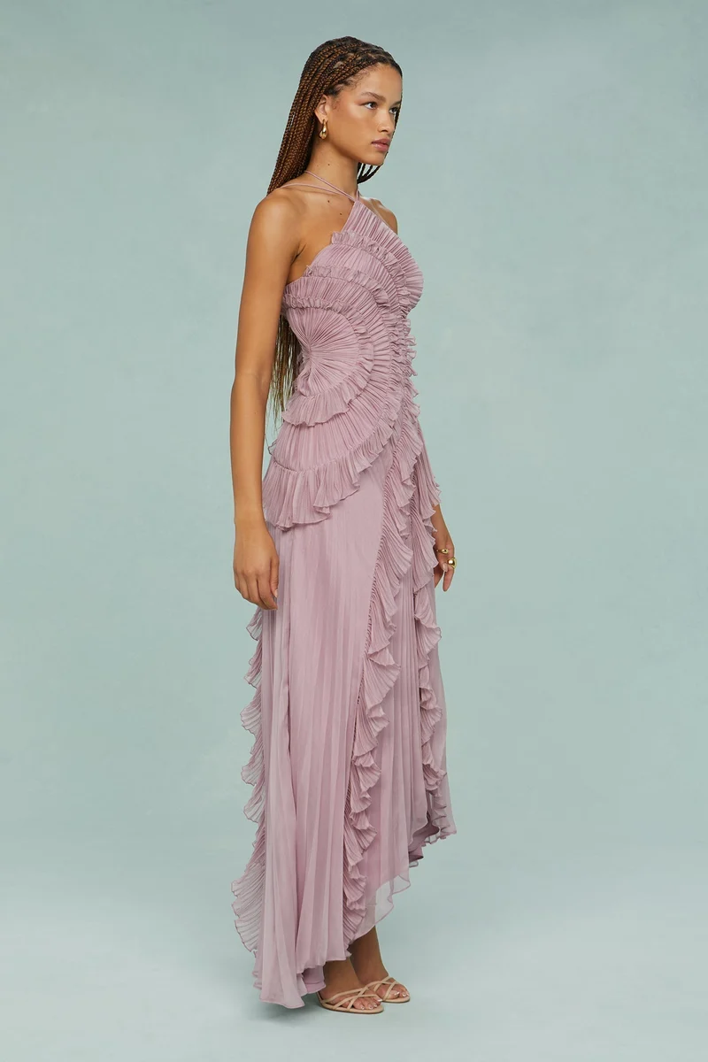 Clara – Maxikleid für Damen mit Falten und Rüschen