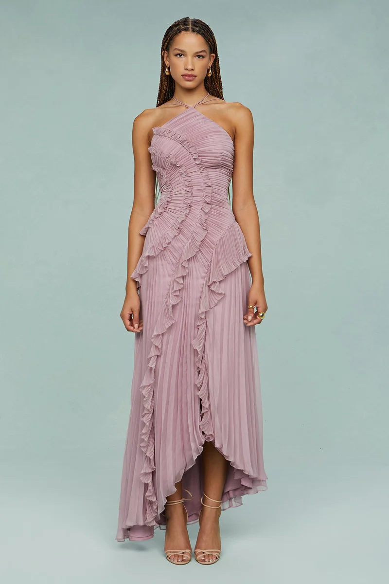 Clara – Maxikleid für Damen mit Falten und Rüschen