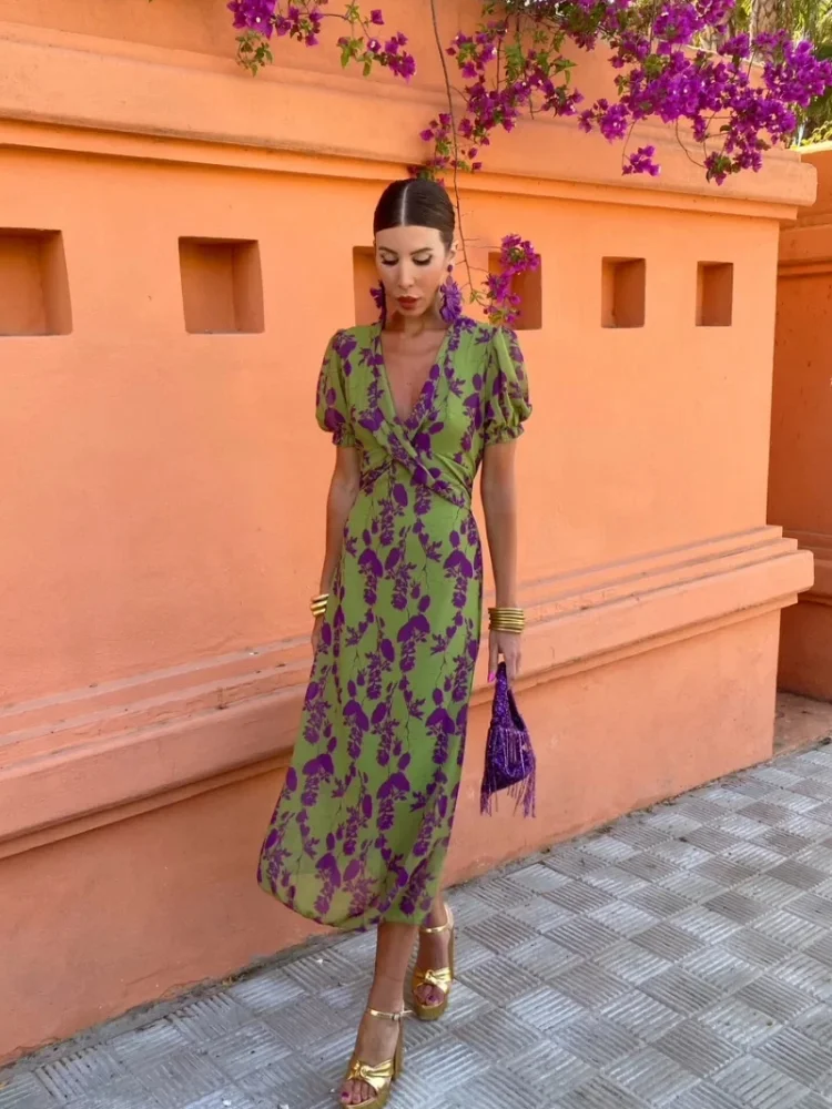 Nadine – Wickelkleid für Damen mit Blumenmuster