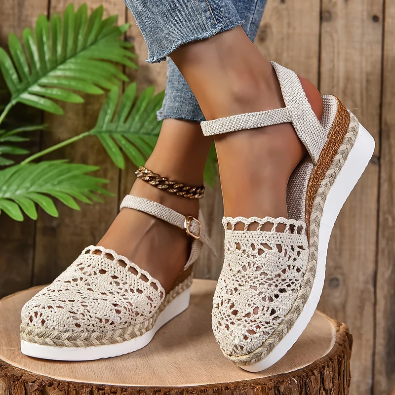 Annika – Gehäkelte Keilabsatzsandalen für Damen
