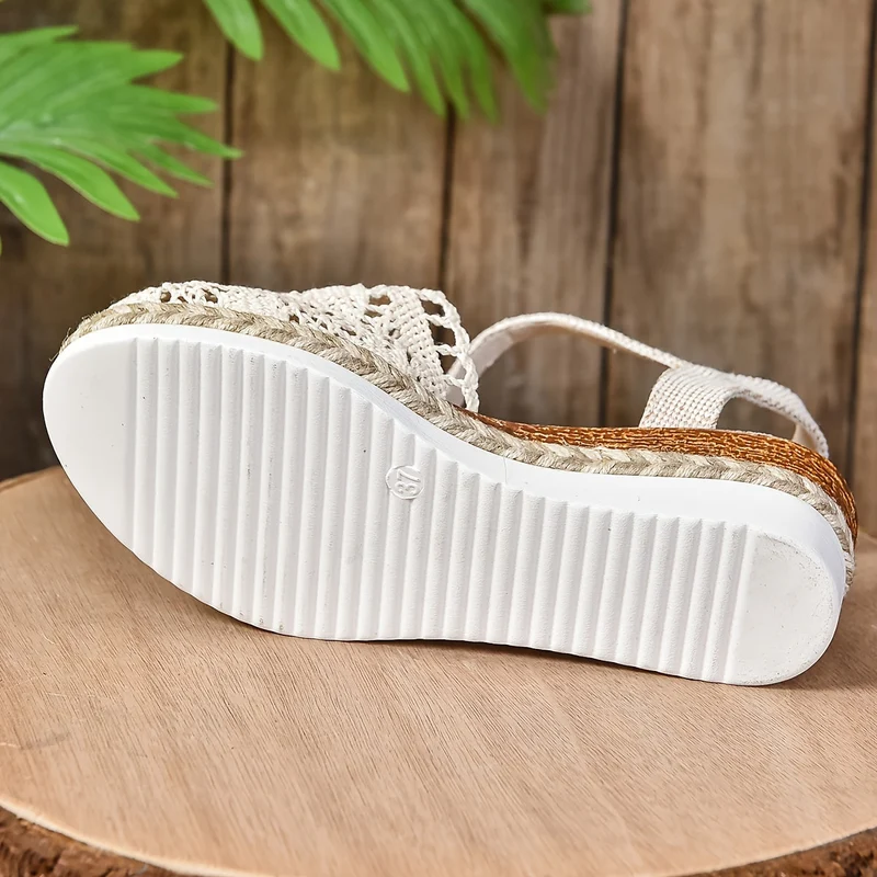 Annika – Gehäkelte Keilabsatzsandalen für Damen