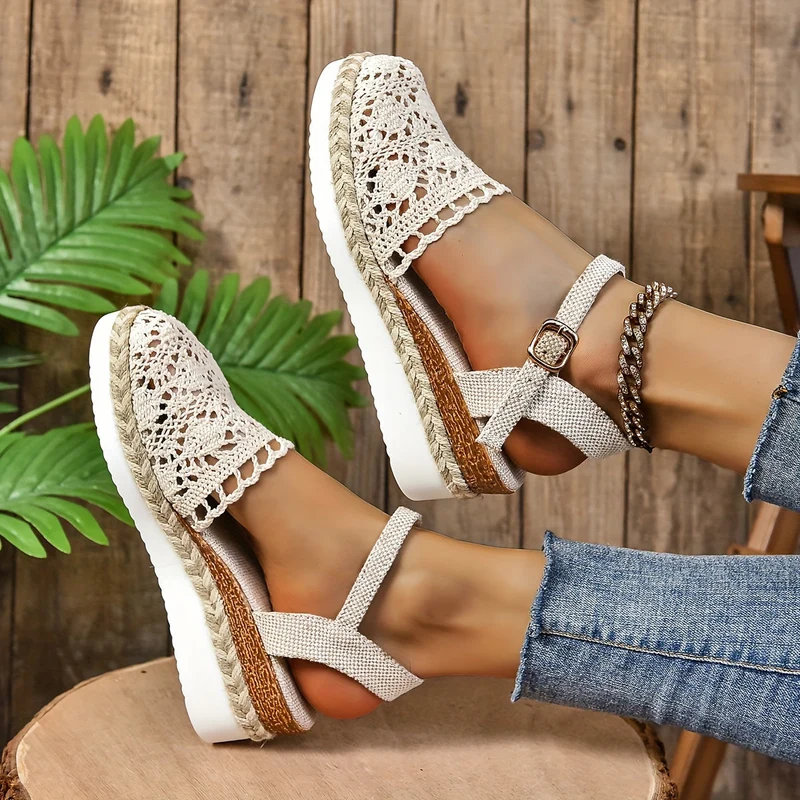 Annika – Gehäkelte Keilabsatzsandalen für Damen
