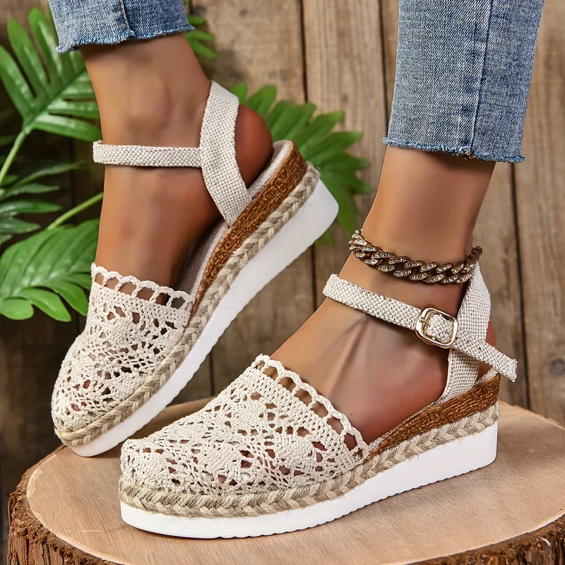 Annika – Gehäkelte Keilabsatzsandalen für Damen