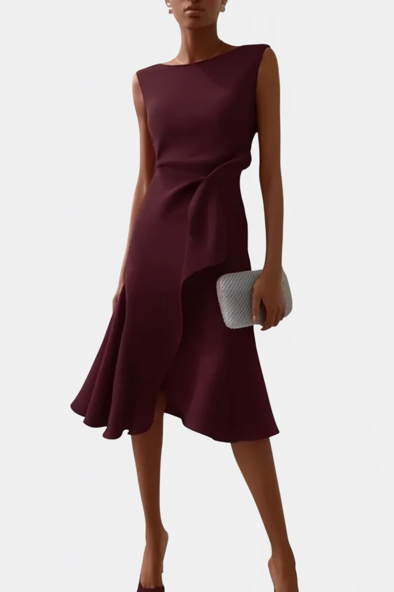 Lena – Asymmetrisches Abendkleid mit drapierten Einsätzen