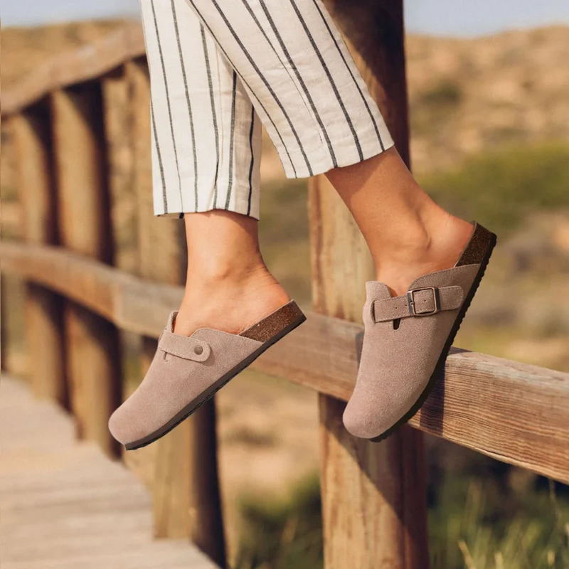 Petra – Slip-On-Clogs für Damen aus Wildleder