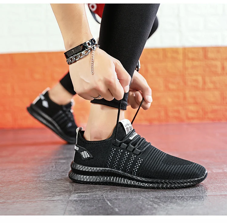 Adrian – Leichte und atmungsaktive Sportschuhe
