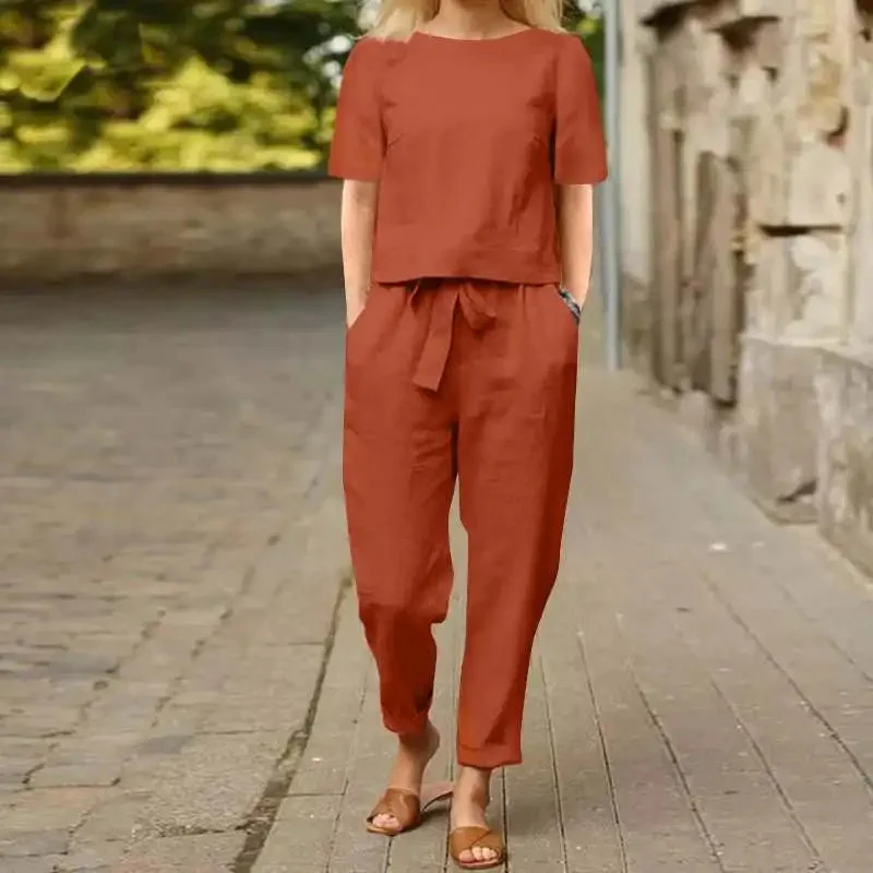 Antonia – Lässiges zweiteiliges Outfit für Damen