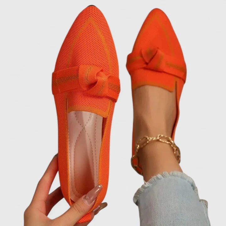 Gabriele – Flache Slipper für Damen mit spitzer Zehenpartie