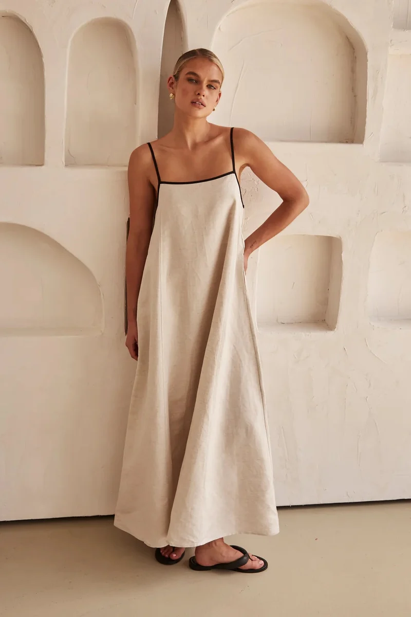 Helga – Lässiges Damenkleid mit Trägern