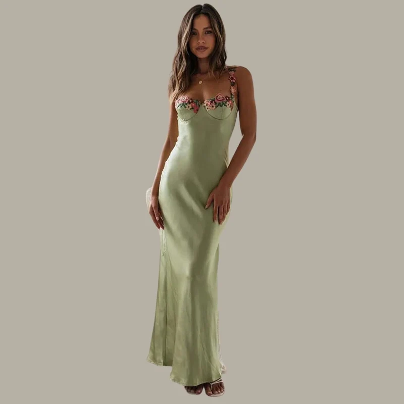 Verena – Damen-Abendkleid aus Satin mit Blumenmuster