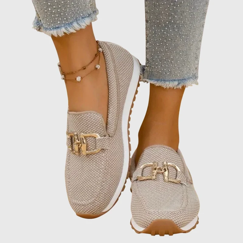 Britta – Slip-On-Loafer für Damen mit Metallakzenten