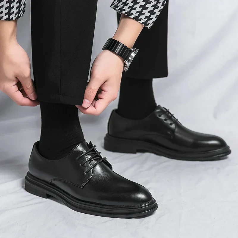 Karl – Glänzende Derby-Schnürschuhe für Herren