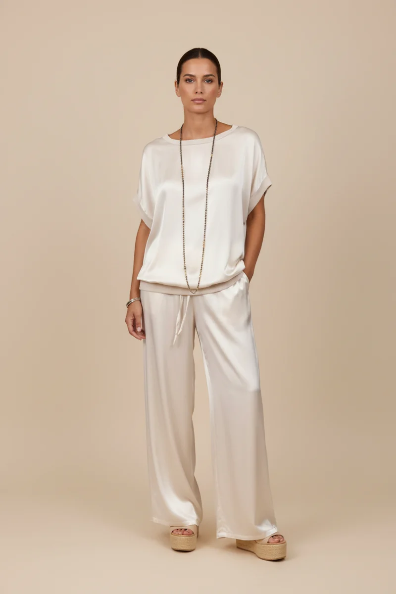 Carina – Luxuriöses Lounge-Set für Damen aus Satin