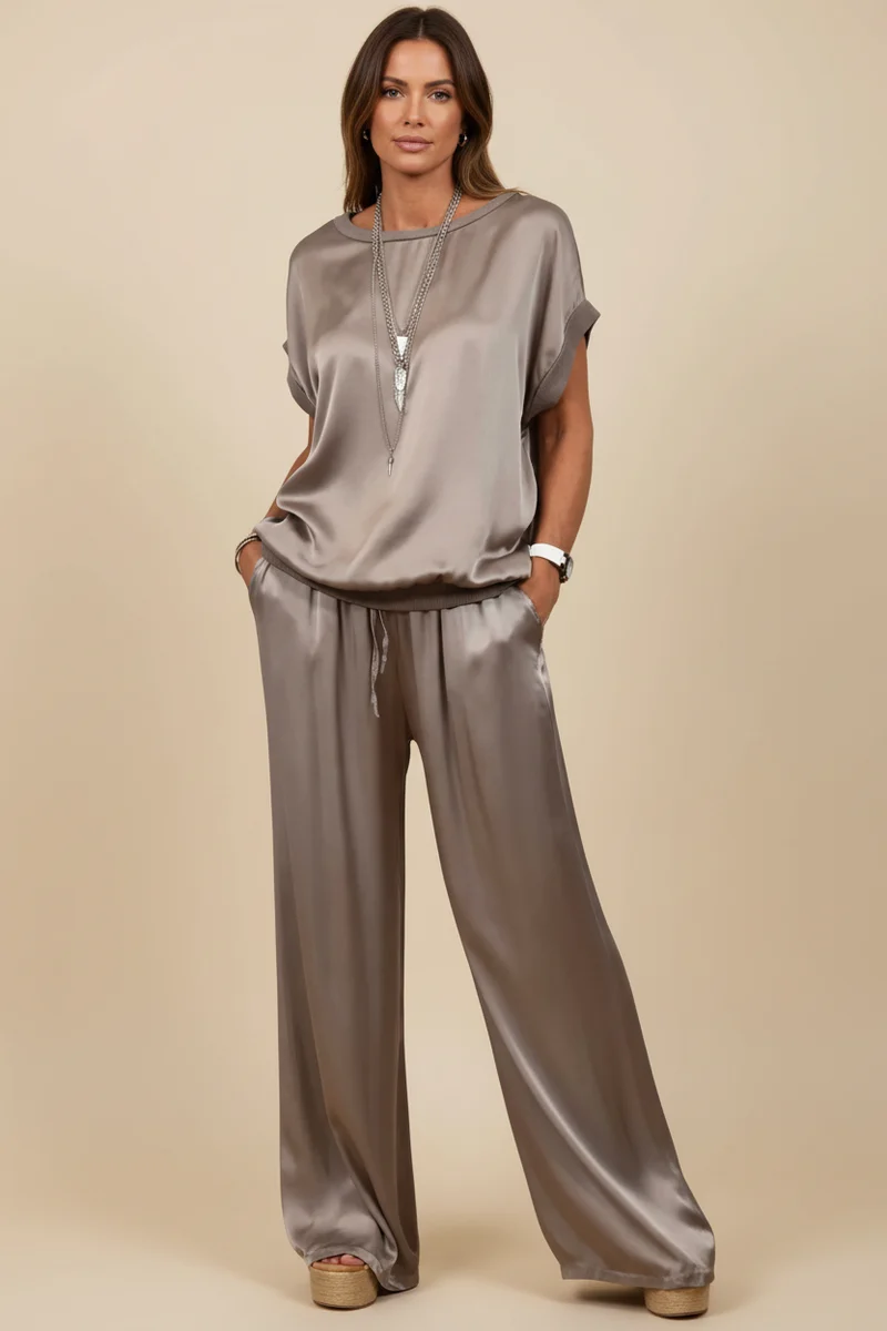 Carina – Luxuriöses Lounge-Set für Damen aus Satin