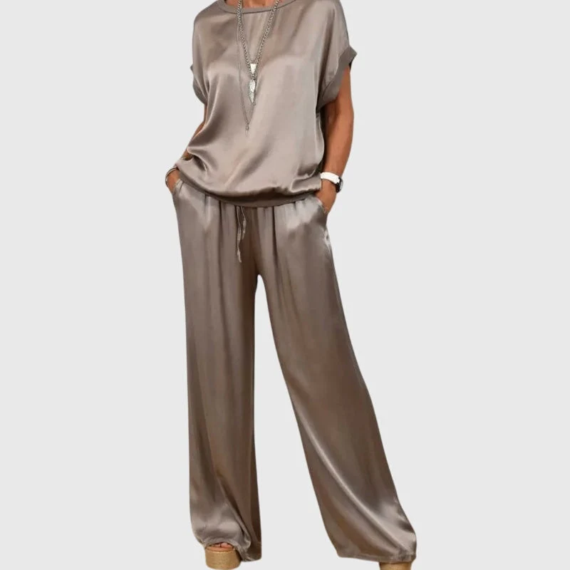 Carina – Luxuriöses Lounge-Set für Damen aus Satin