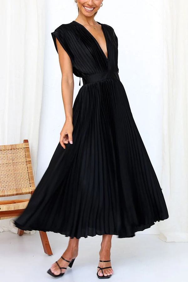 Mia – Maxikleid aus Satin mit Falten für Damen
