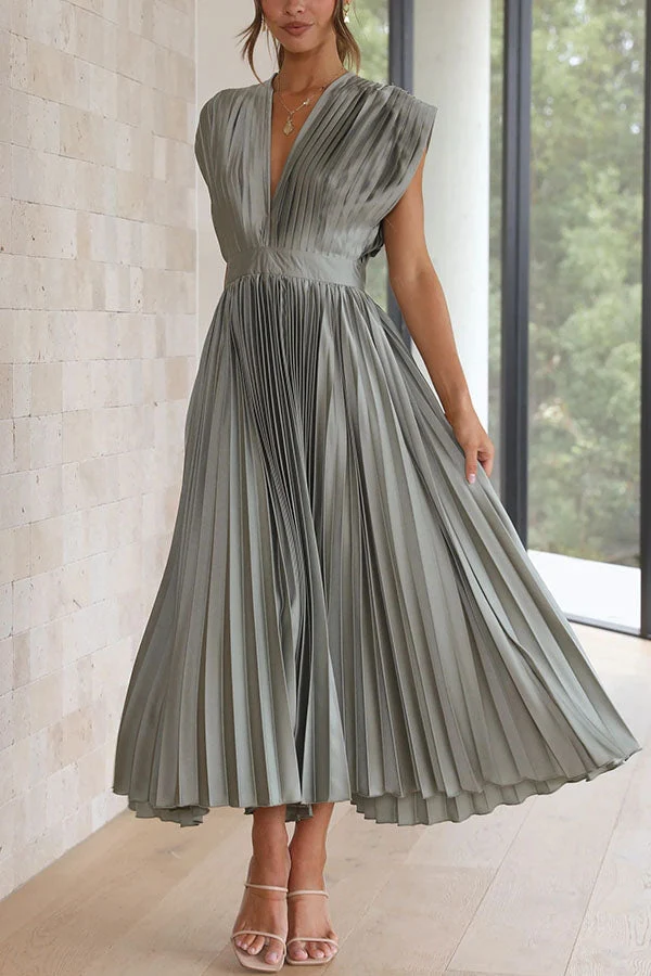 Mia – Maxikleid aus Satin mit Falten für Damen