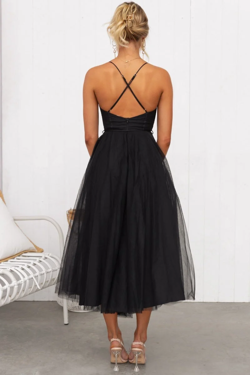Sandra – Damenkleid aus Chiffon mit Hosenträgern und Tüll