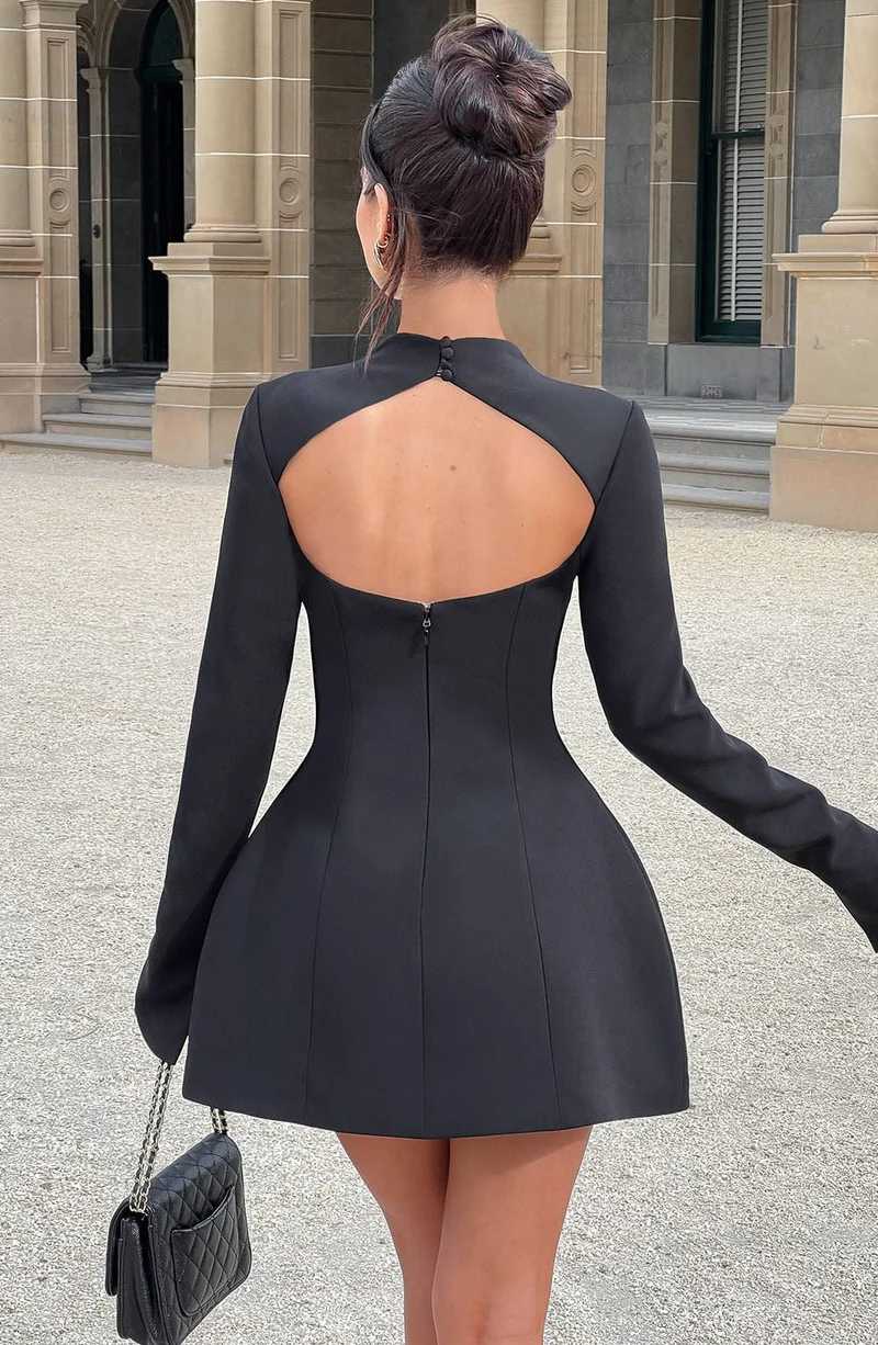Marie – Elegantes Kleid mit hohem Ausschnitt für Damen