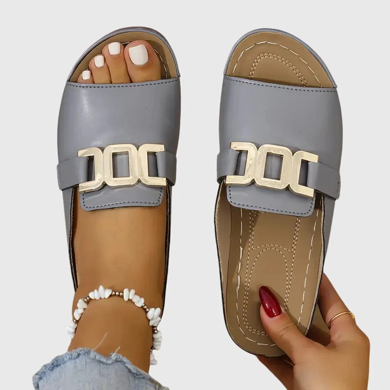 Lea – Schicke Sandalen mit Schnalle für Damen