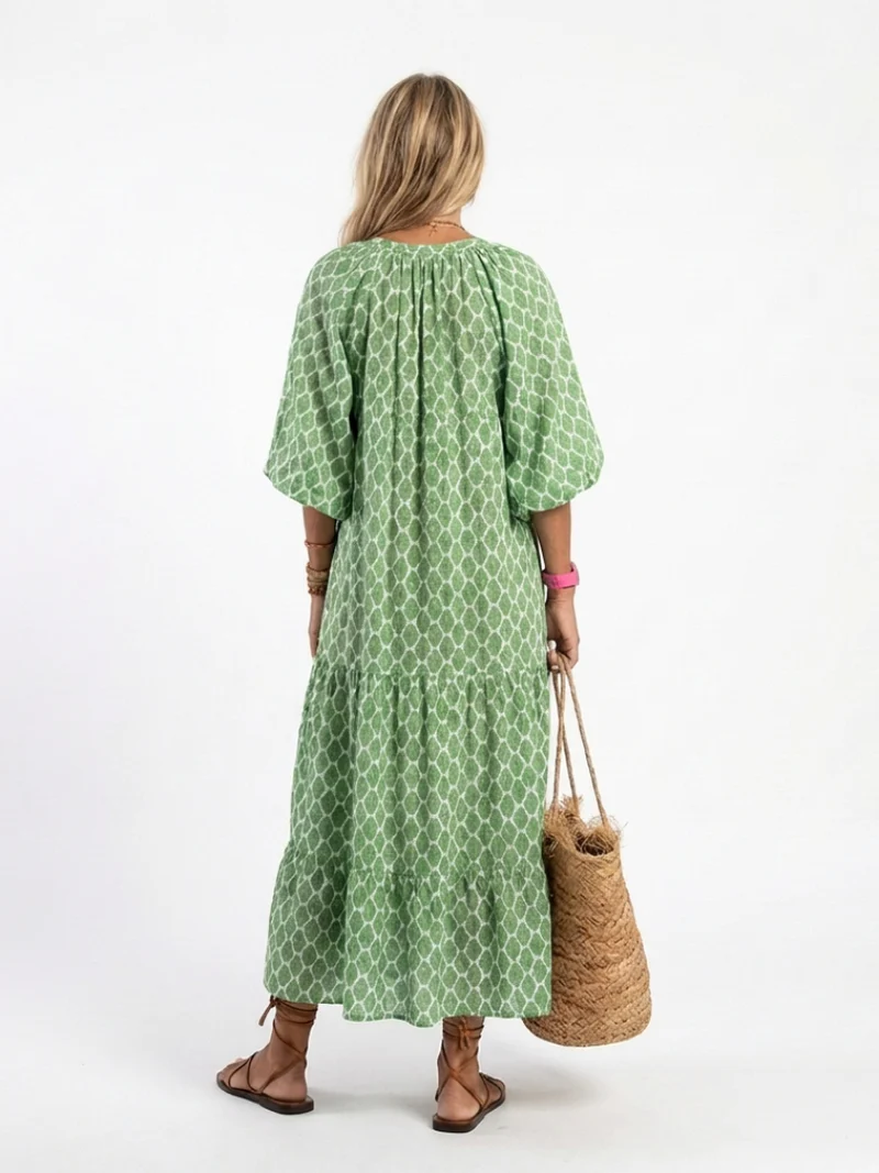 Carina – Elegantes Kleid mit V-Ausschnitt und Dreiviertelärmeln für Damen