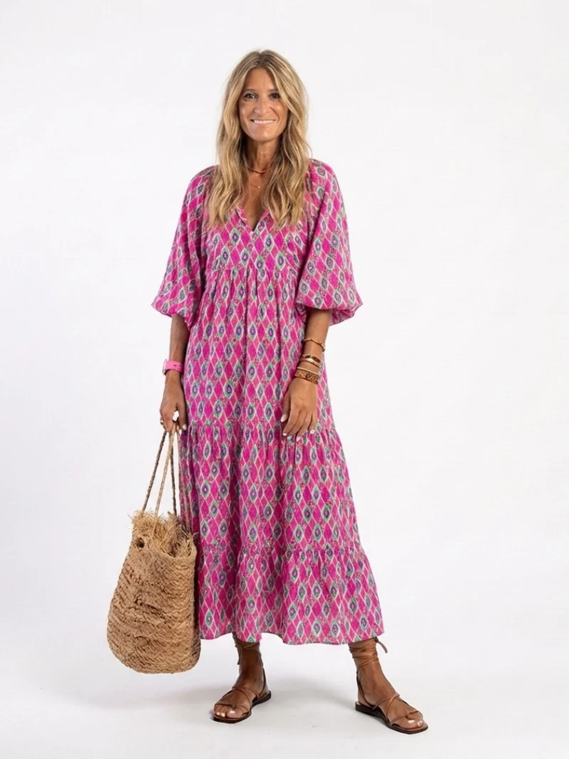 Carina – Elegantes Kleid mit V-Ausschnitt und Dreiviertelärmeln für Damen
